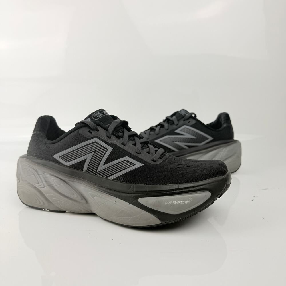 New Balance Fresh Foam X More v5 Black Running Shoes Womens 8 Mens 6.5 BlackGray